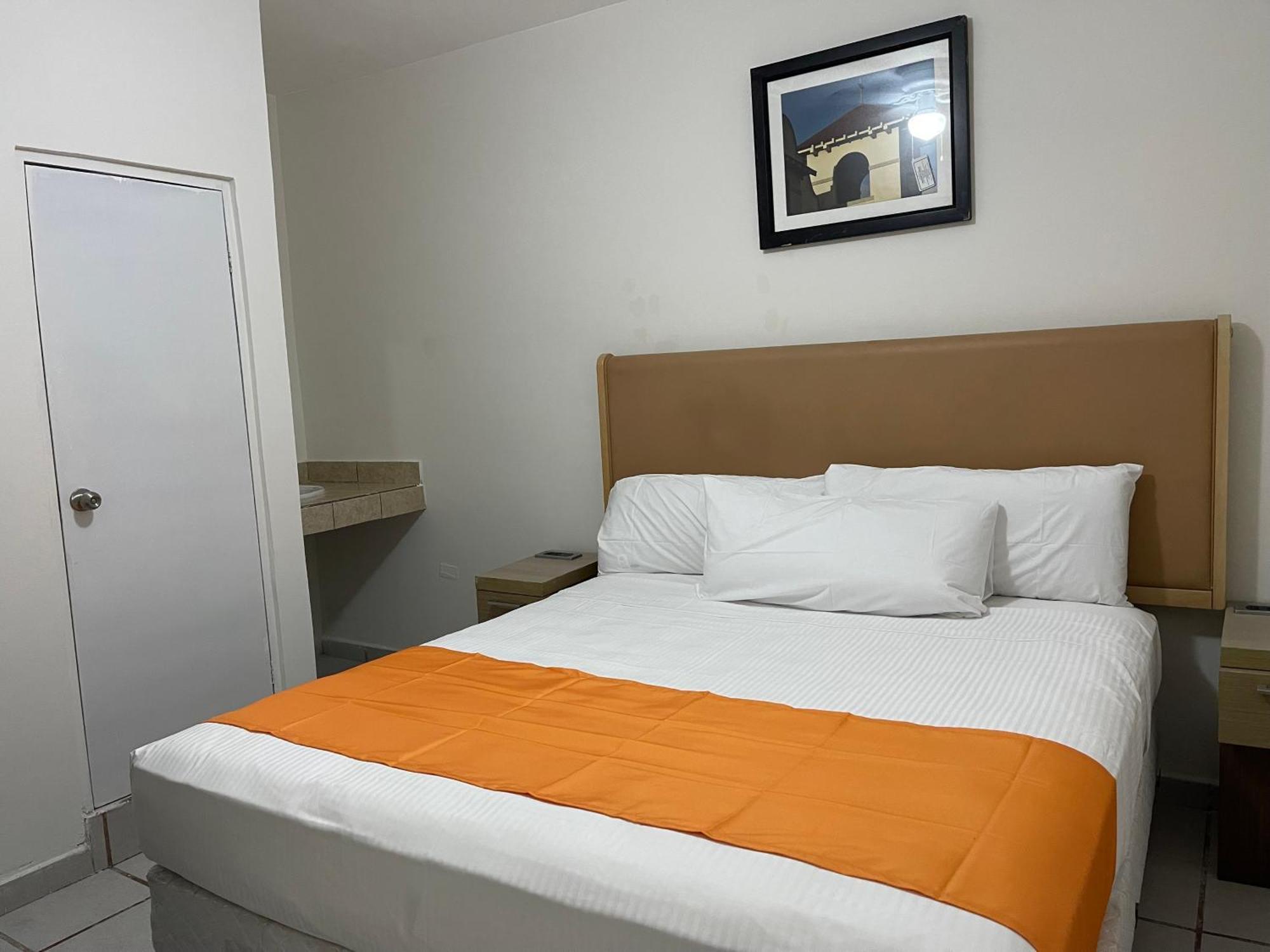 Hotel Las Palmas La Paz Esterno foto
